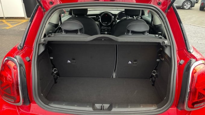 2021 Mini Hatch