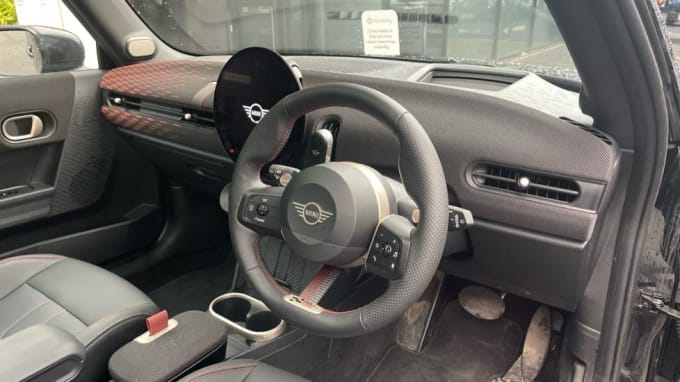 2024 Mini Hatch