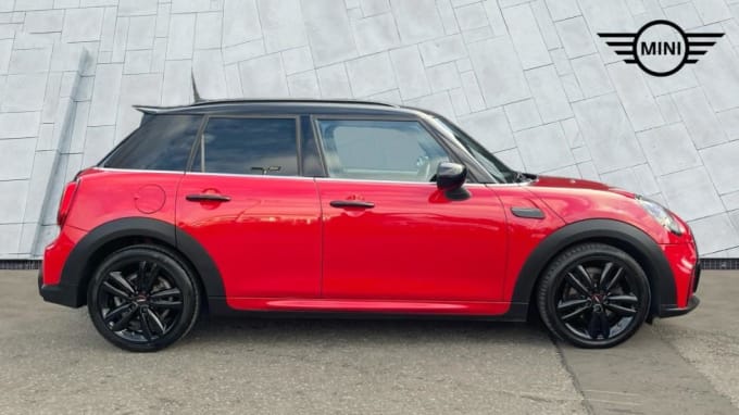 2021 Mini Hatch