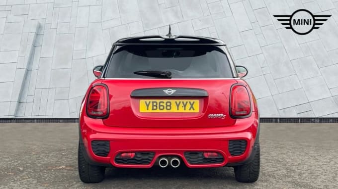 2018 Mini Hatch