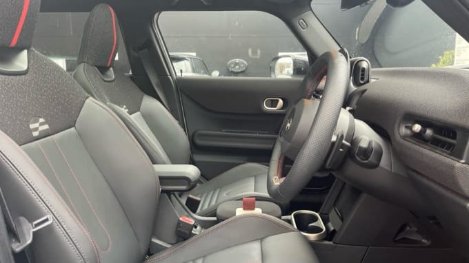 2024 Mini Hatch