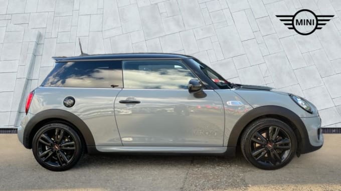 2019 Mini Hatch