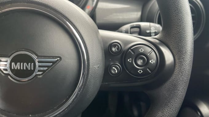 2020 Mini Hatch