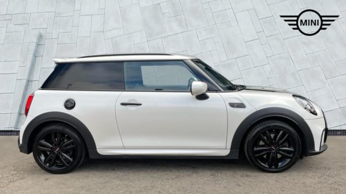 2023 Mini Hatch