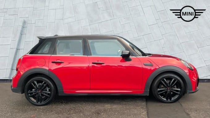 2021 Mini Hatch