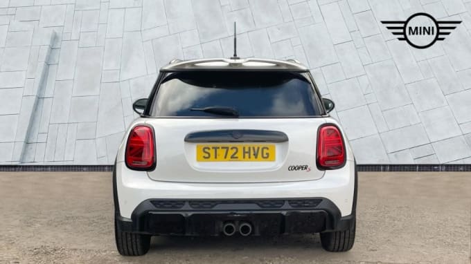 2023 Mini Hatch