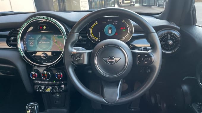 2022 Mini Hatch