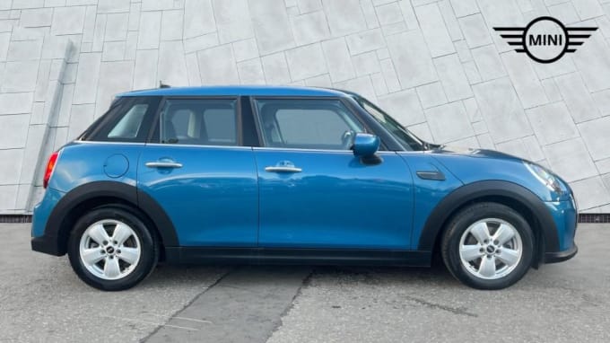 2022 Mini Hatch