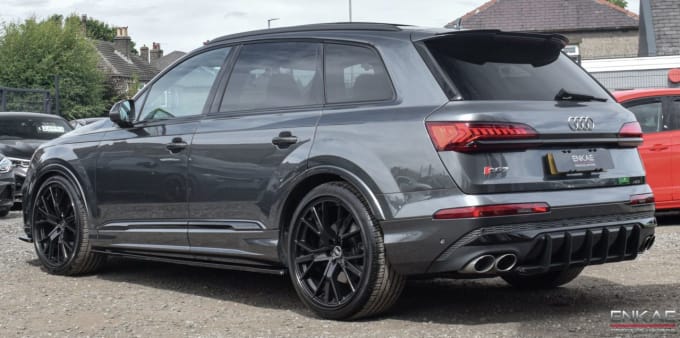 2024 Audi Sq7