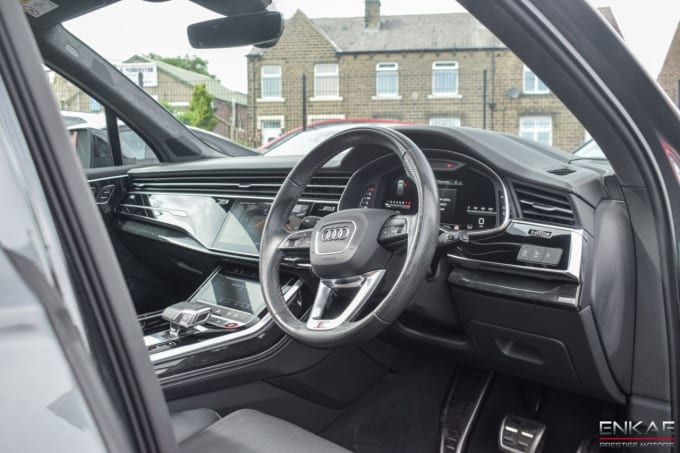 2024 Audi Sq7