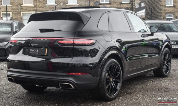 2024 Porsche Cayenne