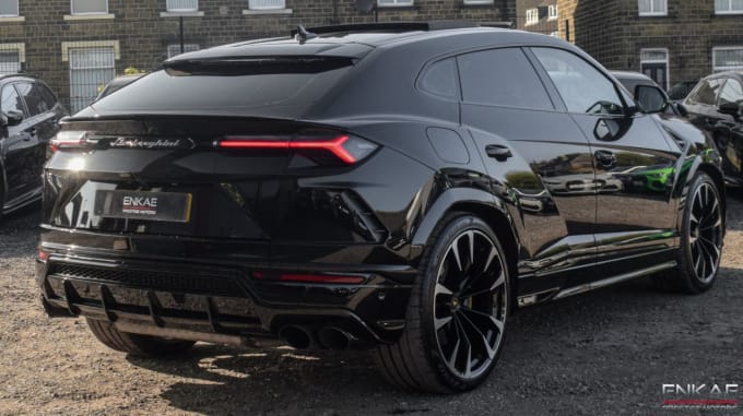 2024 Lamborghini Urus