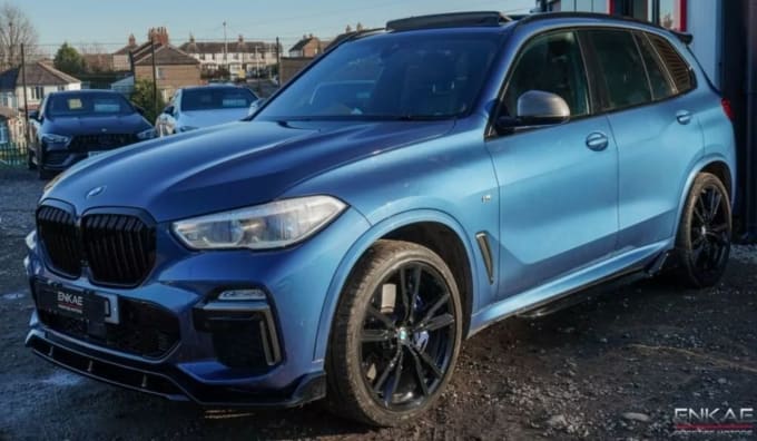 2025 BMW X5