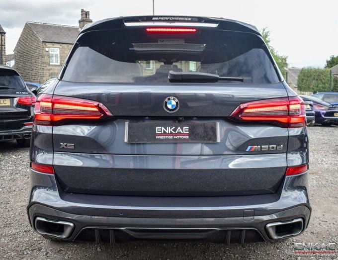 2025 BMW X5