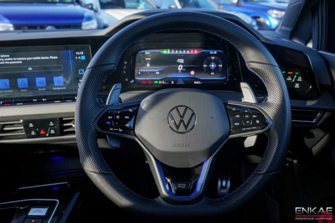 2025 Volkswagen Golf