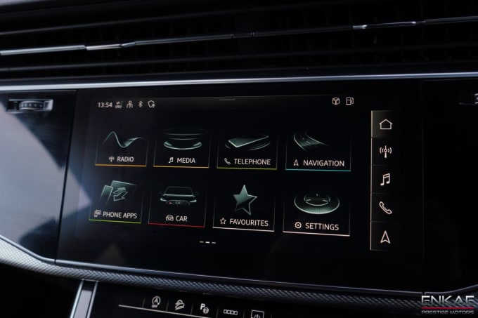 2021 Audi Q8
