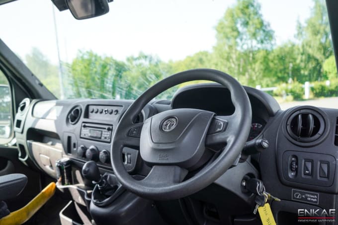 2025 Vauxhall Movano