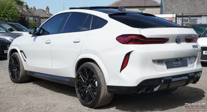 2025 BMW X6 M