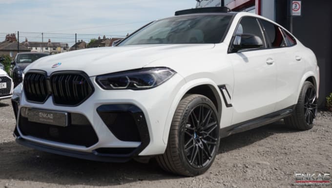 2025 BMW X6 M