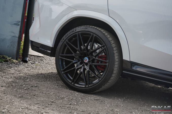 2025 BMW X6 M