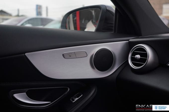 2025 Mercedes-benz C-class