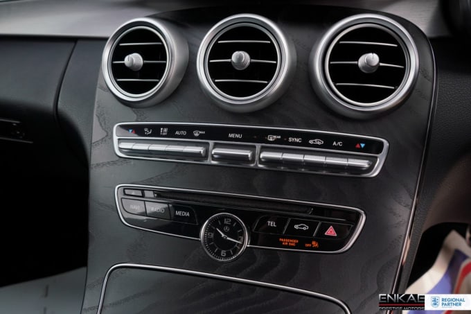 2025 Mercedes-benz C-class