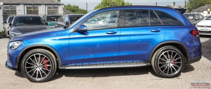 2025 Mercedes-benz Glc