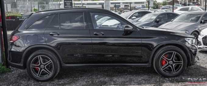 2025 Mercedes-benz Glc