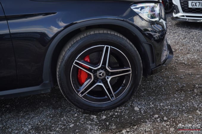 2025 Mercedes-benz Glc