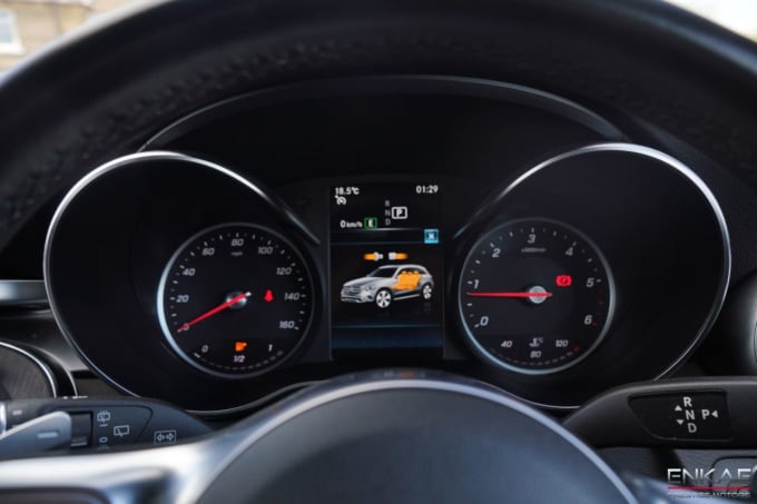 2025 Mercedes-benz Glc