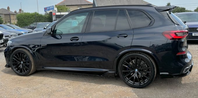 2025 BMW X5