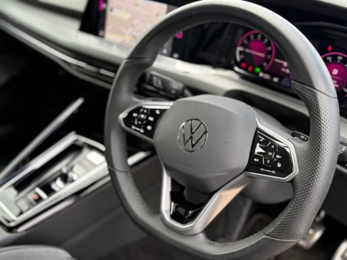2025 Volkswagen Golf