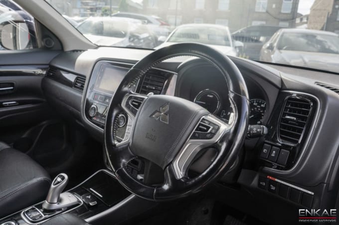 2025 Mitsubishi Outlander