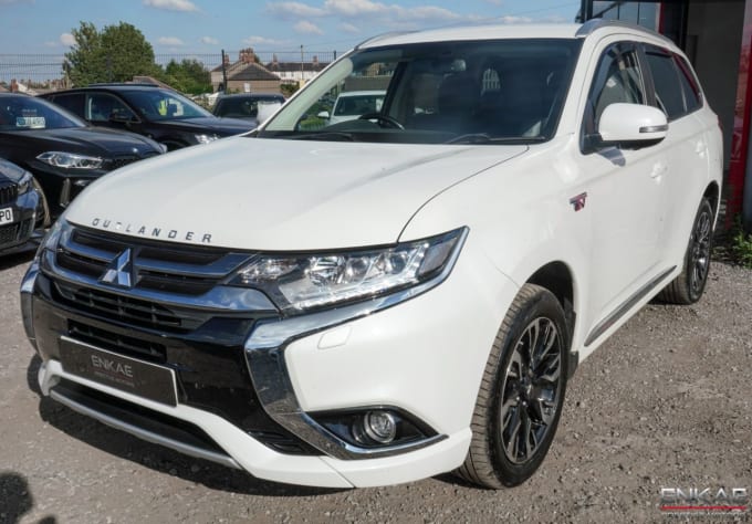 2025 Mitsubishi Outlander