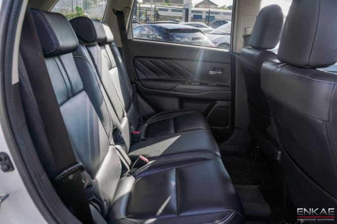 2025 Mitsubishi Outlander