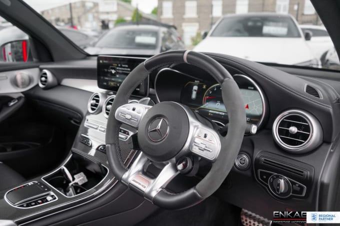 2025 Mercedes-benz Glc