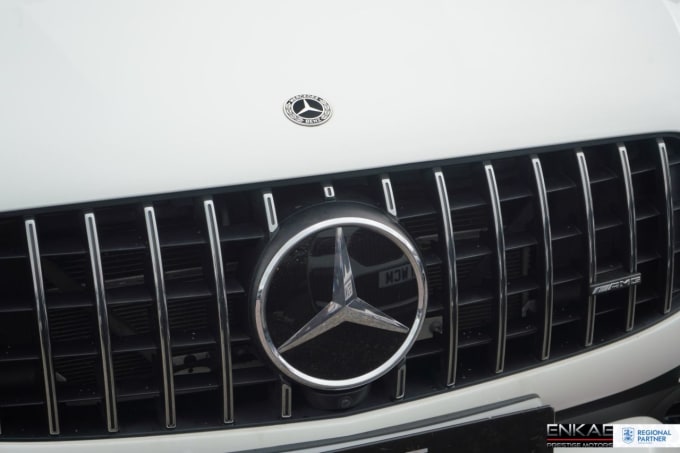 2025 Mercedes-benz Glc