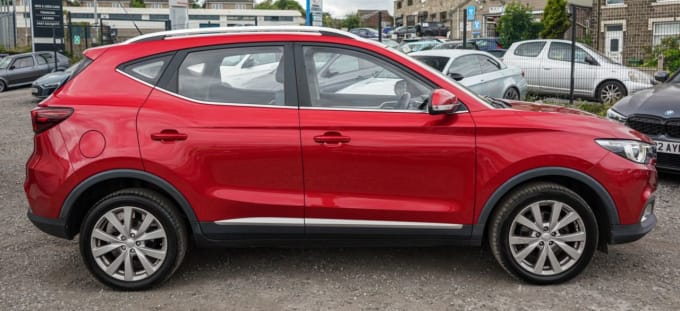 2025 Mg Mg Zs