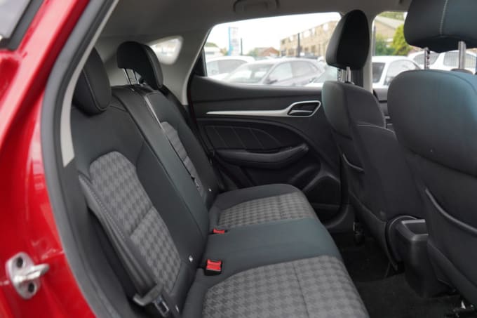 2025 Mg Mg Zs