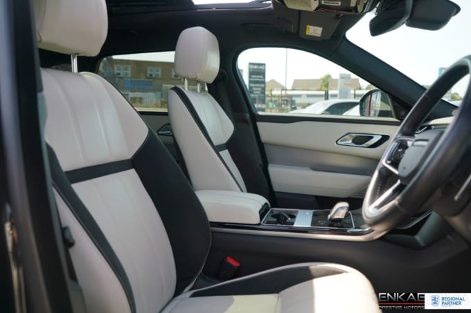 2025 Land Rover Range Rover Velar
