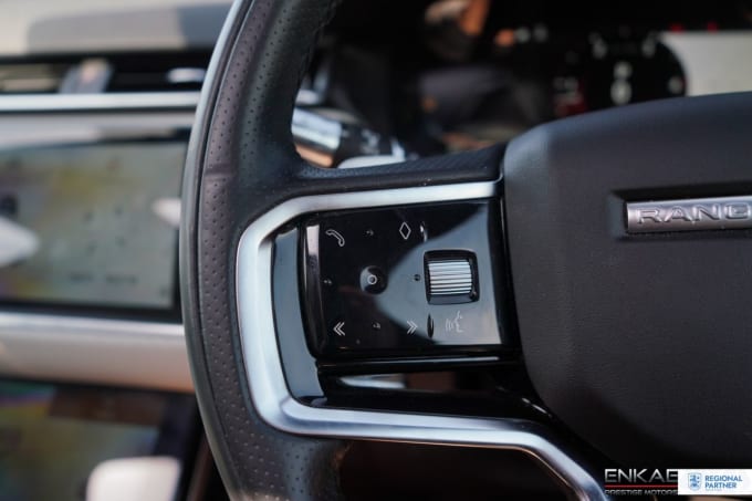 2025 Land Rover Range Rover Velar