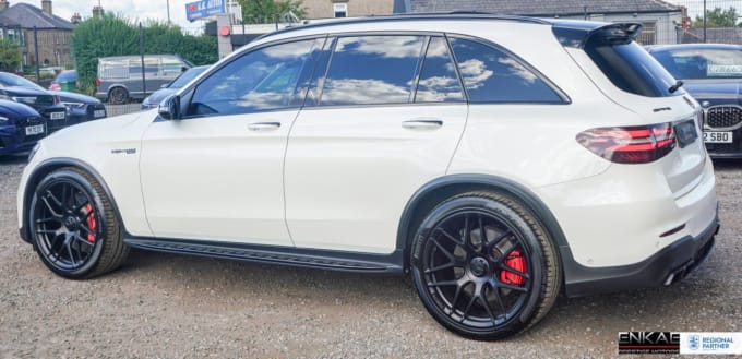 2025 Mercedes-benz Glc
