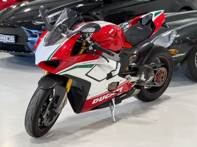 2025 Ducati Panigale V4 Speciale