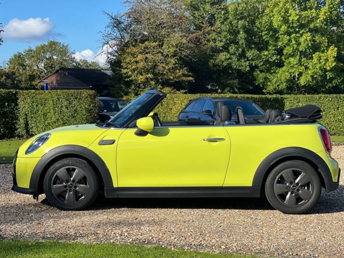 2025 Mini Convertible