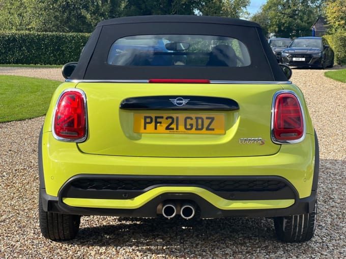 2025 Mini Convertible