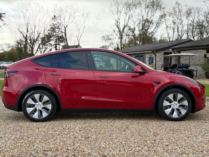 2025 Tesla Model Y