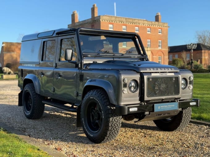 2025 Land Rover Defender