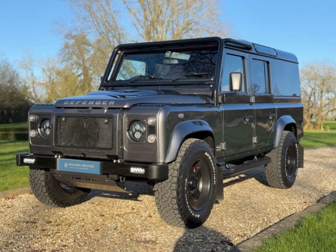 2025 Land Rover Defender