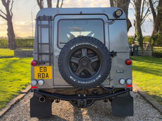 2025 Land Rover Defender