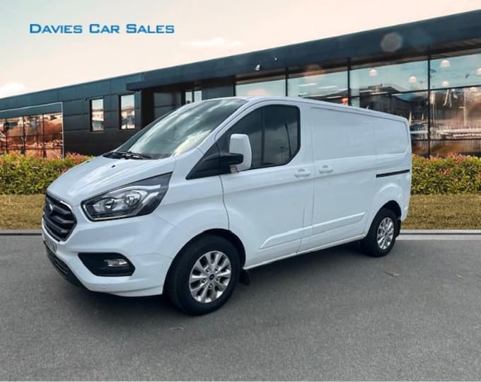 2024 Ford Transit Custom